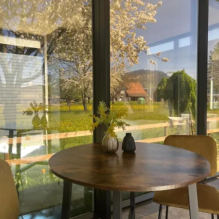 Pur & Erlebnisurlaub Im Spiegelhaus Oeoed Lauterach