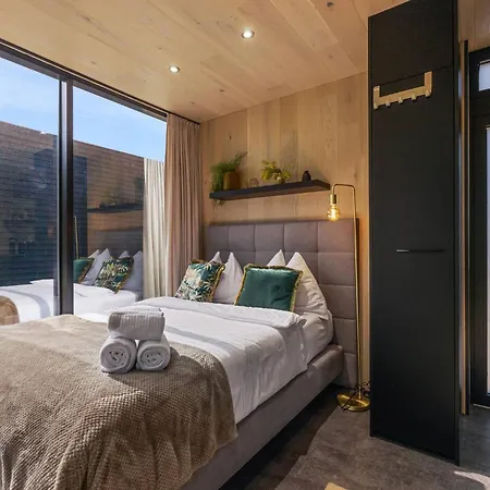 Pur & Erlebnisurlaub Im Spiegelhaus Oeoed Lauterach