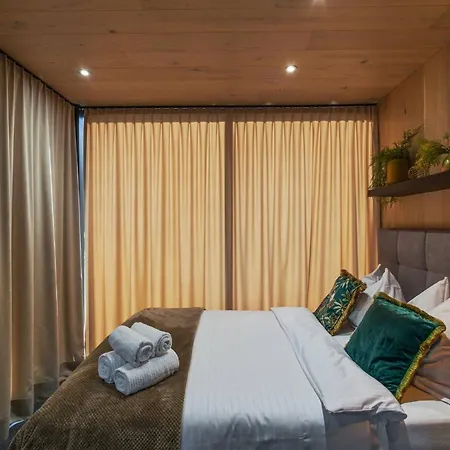 Pur & Erlebnisurlaub Im Spiegelhaus Oeoed Lauterach